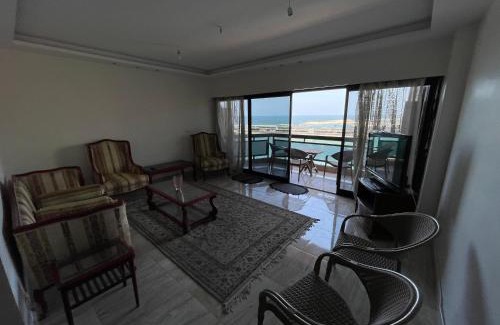 Ar-Raml 1 Apartment | Gleem Bay Sea View Flat