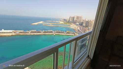 Ar-Raml 1 Apartment | Gleem Luxury Condo Direct Sea view G18