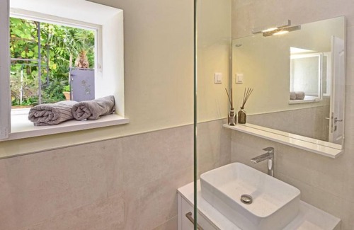 Labinci House | Glicinia (KST145) by Interhome