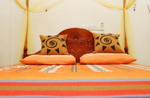 Ambalangoda Apartment | Global Lake Villa Hikkaduwa