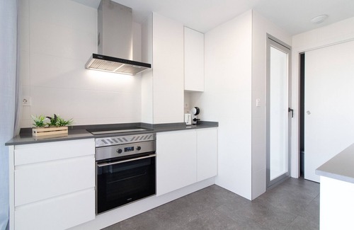 Sagunto Apartment | Global Properties: Modern apartment 3 minutes from the beach