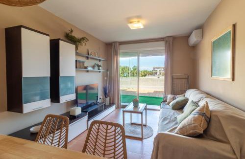 Playa de Almarda Apartment | Global Properties, Planta baja con piscina en Almenara