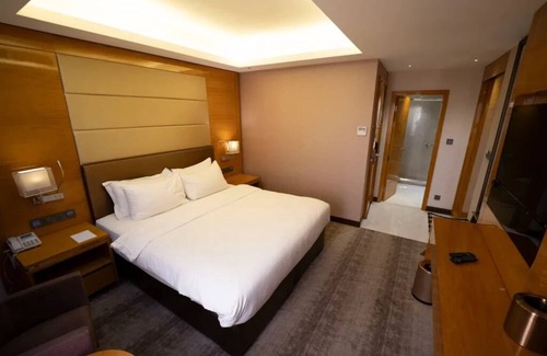 Suwailih Hotel | Gloria Hotel | 2 Deluxe Double or Twin Room | Relaxing Stay with Terrace Access