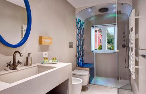 Vico Equense Apartment | GOCCE VILLAS - Villa Tramontana Stunning Waterfront Villa