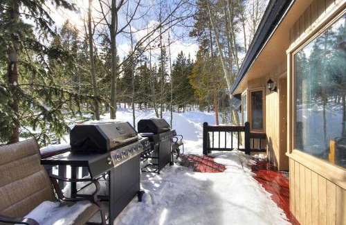 Warrior's Mark West House | Gold King Lodge Home