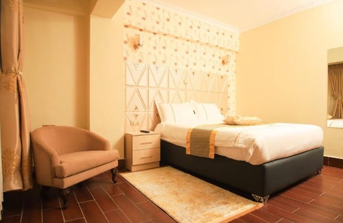 Biashara Hotel | Gold Suite Hotel