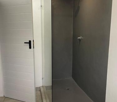 Nottingham Road Apartment | Golden Acre Farm