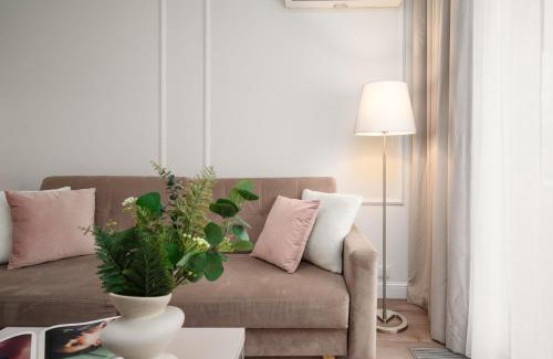 Mirow Apartment | Golden Apartments - Luxury Stay for up to 20 Guests in Mennica Residence, Warsaw Center