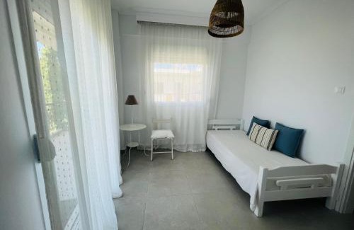 Nea Moudania Apartment | Golden Beach Seafront Apartment