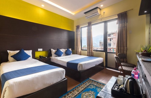 Pokhara Hotel | Golden Gate Hotel