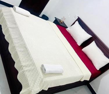 Seeduwa - Katunayake House | Golden Paradise Transit Hotel