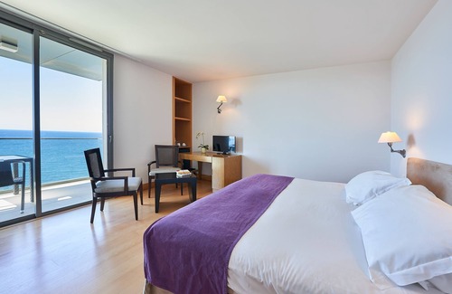 Sao Martinho Hotel | Golden Residence Hotel