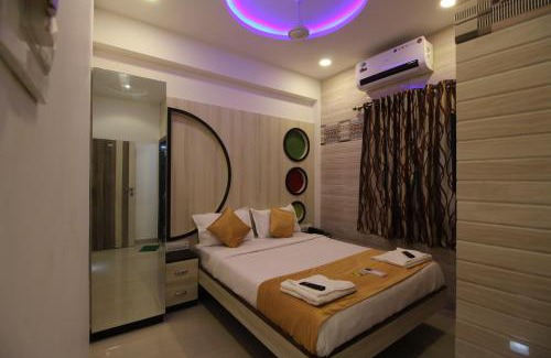Vile Parle West Hotel | Golden Residency
