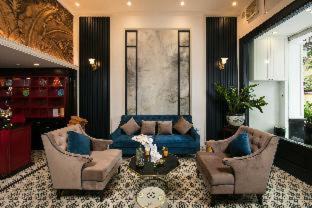 Hang Bo Hotel | Golden Rooster Hotel