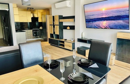 Varna Apartment | Golden Suite - 2bd apartment/free parking