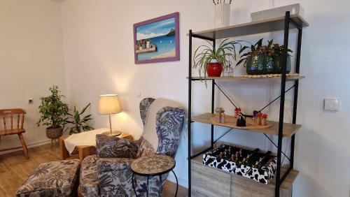 Ugljan Apartment | Golden sunset apps