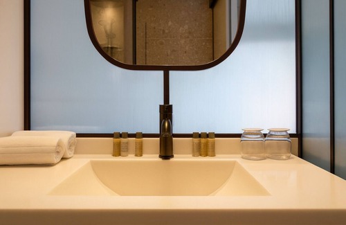 Montfavet Hotel | Golden Tulip Avignon Le Paradou