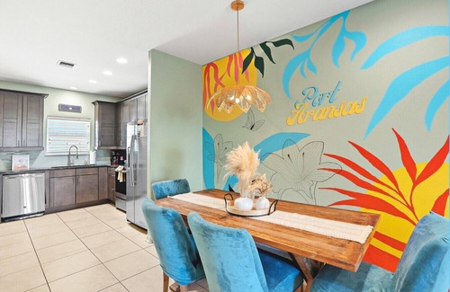 Port Aransas House | Golf Cart Walk to Beach Pool Pets Floor BR