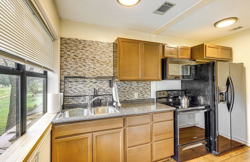 Salado Apartment | Golf Course Views: Family Home w/Yard in Salado!