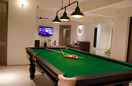 Agara Villa | Golfers Arena by StayJadePS5Pool tableJacuzzi