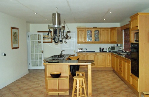 Fenit House | Golfers Retreat , family reunions ,relaxing-haven , enjoying an Atlantic view !