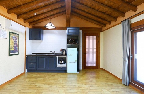 Pudo-gol House | Gongju Sangsin Heuljip Pension