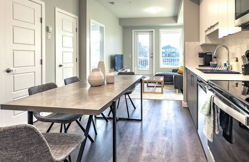 Inglewood Condo | Good vibes in Calgary! 1Bdrm 1Bth | Free parking