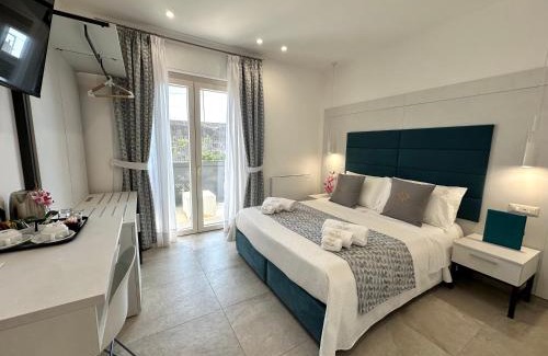Bomerano Bed & Breakfast | Good Vibes Luxury Rooms