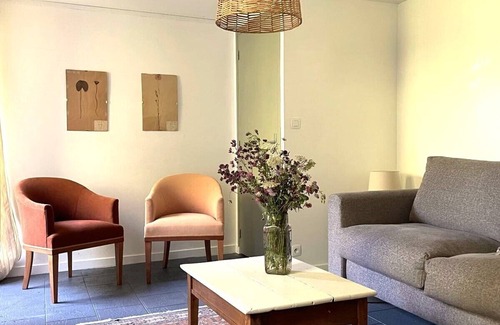 Grezac House | Good vibes only" guest house near Royan