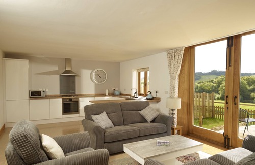 North Perrott Cottage | Goose Run Cottage is hidden away on a beautiful 70-acre private family estate.