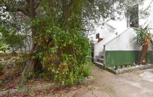 Capaci Apartment | Gorgeous Apartment In Capaci With Wifi