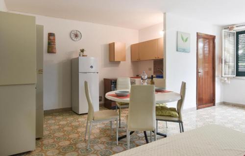 Capaci Apartment | Gorgeous Apartment In Capaci With Wifi