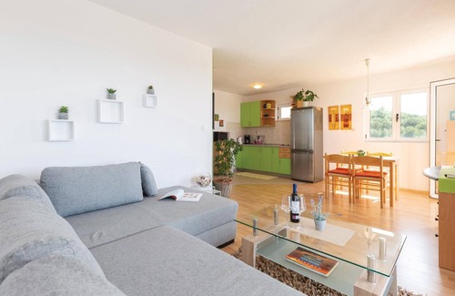 Makarska Apartment | Gorgeous apartment in Makarska