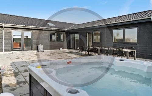 Aalbaek House | Gorgeous Home In Ålbæk With Wifi