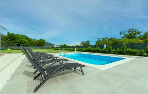 Dicmo House | Gorgeous Home In Dicmo With Sauna