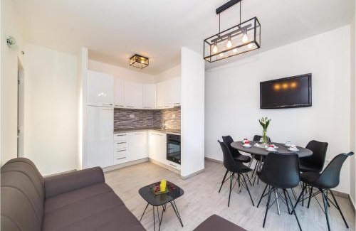 Poljica House | Gorgeous Home In Poljica With Kitchen