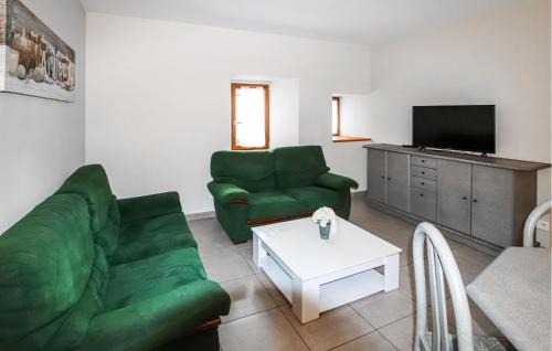 Privas House | Gorgeous Home In Privas With Sauna