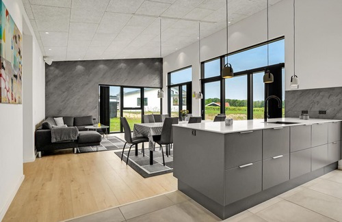 Sjølund House | Gorgeous home in Sjølund with kitchen