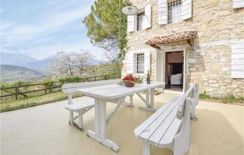 Tarzo House | Gorgeous Home In Tarzo With Sauna