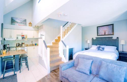 Craigleith House | Gorgeous Loft in the Heart of Blue Mountain