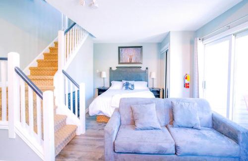 Craigleith House | Gorgeous Loft in the Heart of Blue Mountain