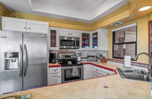 Tucson Condo | Gorgeous Mountain & City Views, Pools, & Hot Tubs
