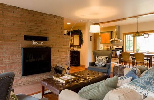 Morrison House | Gorgeous Mountain Retreat near Red Rocks!
