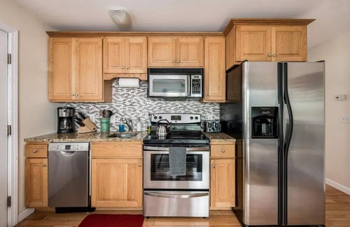 Winnisquam Condo | Gorgeous Waterfront Condo with Lake Access & Views