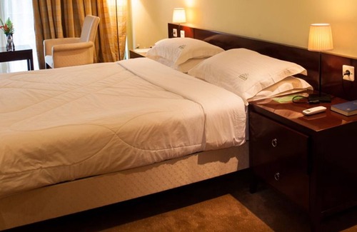 Gisenyi Hotel | Gorillas Lake Kivu Hotel