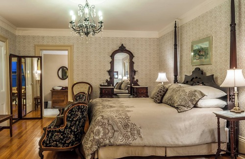 Nelson Miramichi Hotel | Governor's Mansion Inn