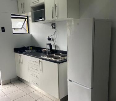 East London Bed & Breakfast | Grace Villas 28