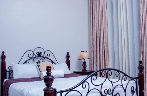 Ntinda Hotel | Grafo Centre