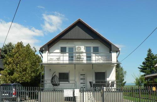 Zsorifurdo House | Grand Alba apartman Mezőkövesd Zsóry