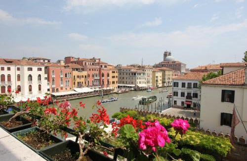 Santa Croce Apartment | Grand Canal Terrace Palace